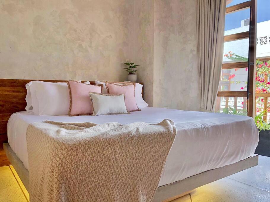 Casa San Antonio, De Diseno Con Piscina En La Azotea. Villa