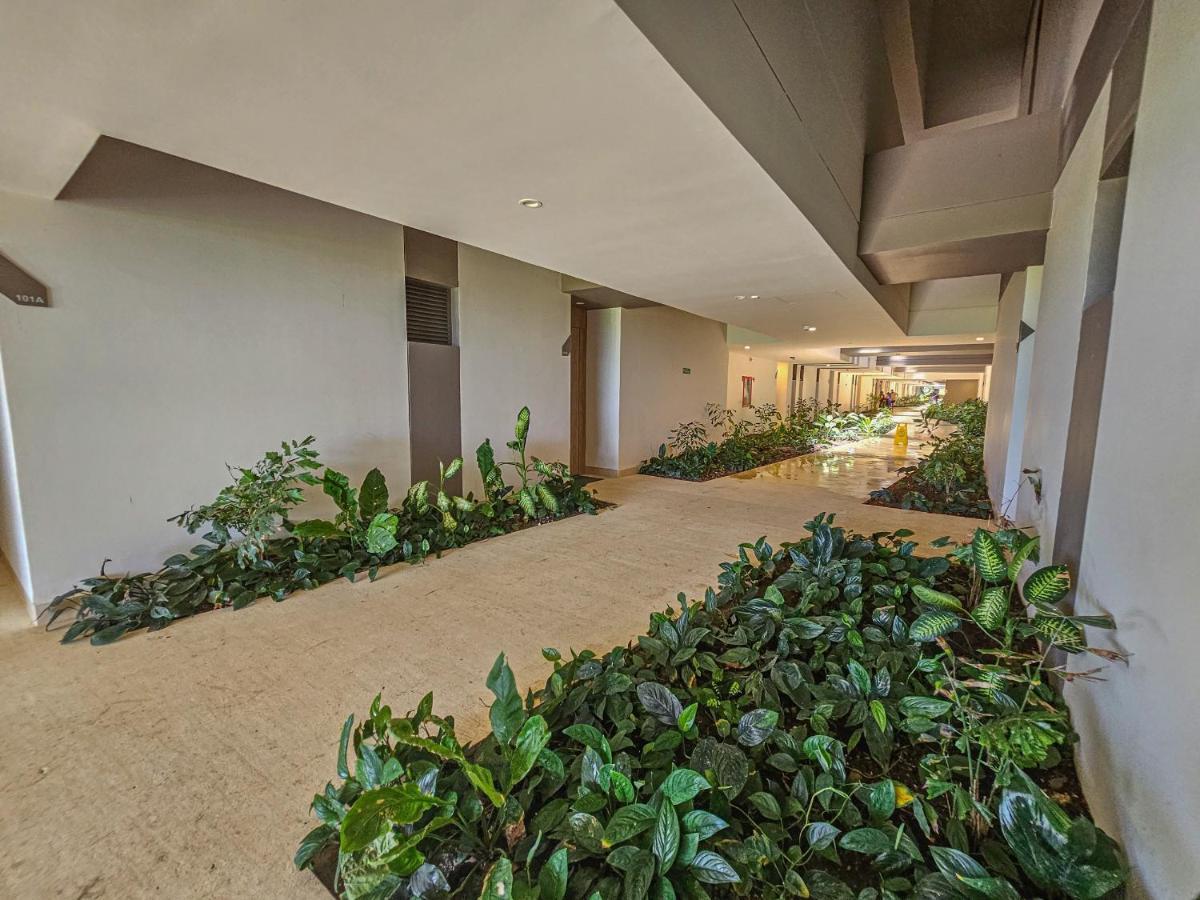 2 En Frente Al Mar En Cartagena. Apartamento *