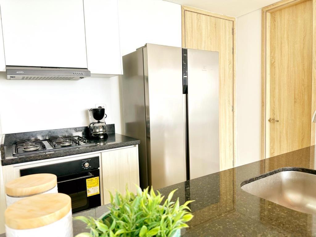 Apartamento Espectacular Apartamento Piso Alto Con Excelente Vista Al Mar Y A La Ciudad Amurallada *