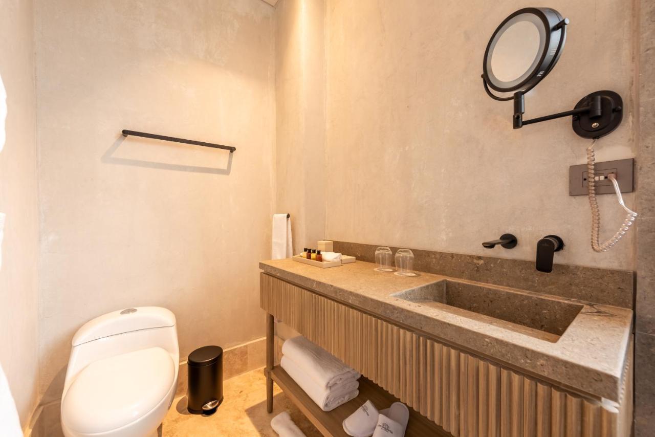Cinco Boutique Hotel 5*