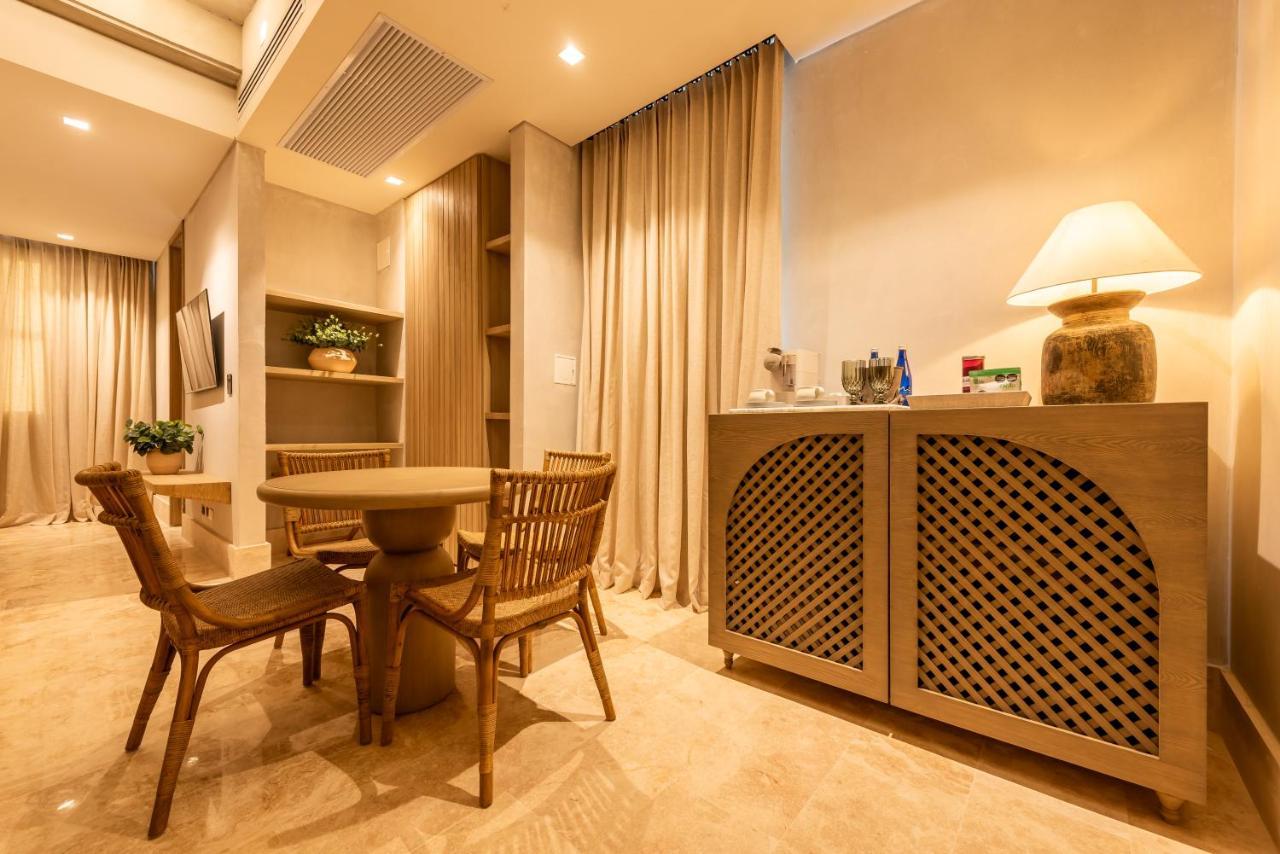Cinco Boutique Hotel