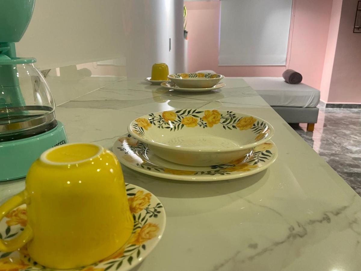 Awesome Brand New Studio Near Old Town *