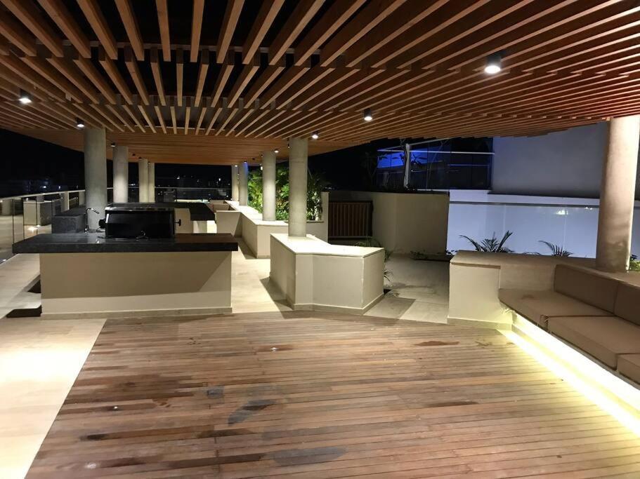 En Edificio Con Espectacular Terraza * Cartagena