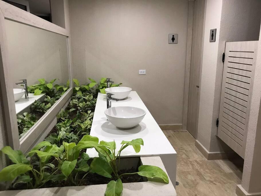 En Edificio Con Espectacular Terraza *
