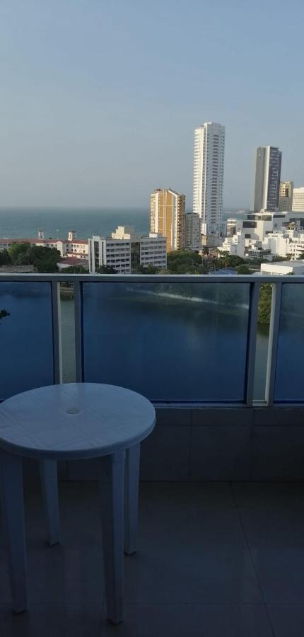 Hermoso Apto Frente A La Playa Piso 15 De 2 Apartamento