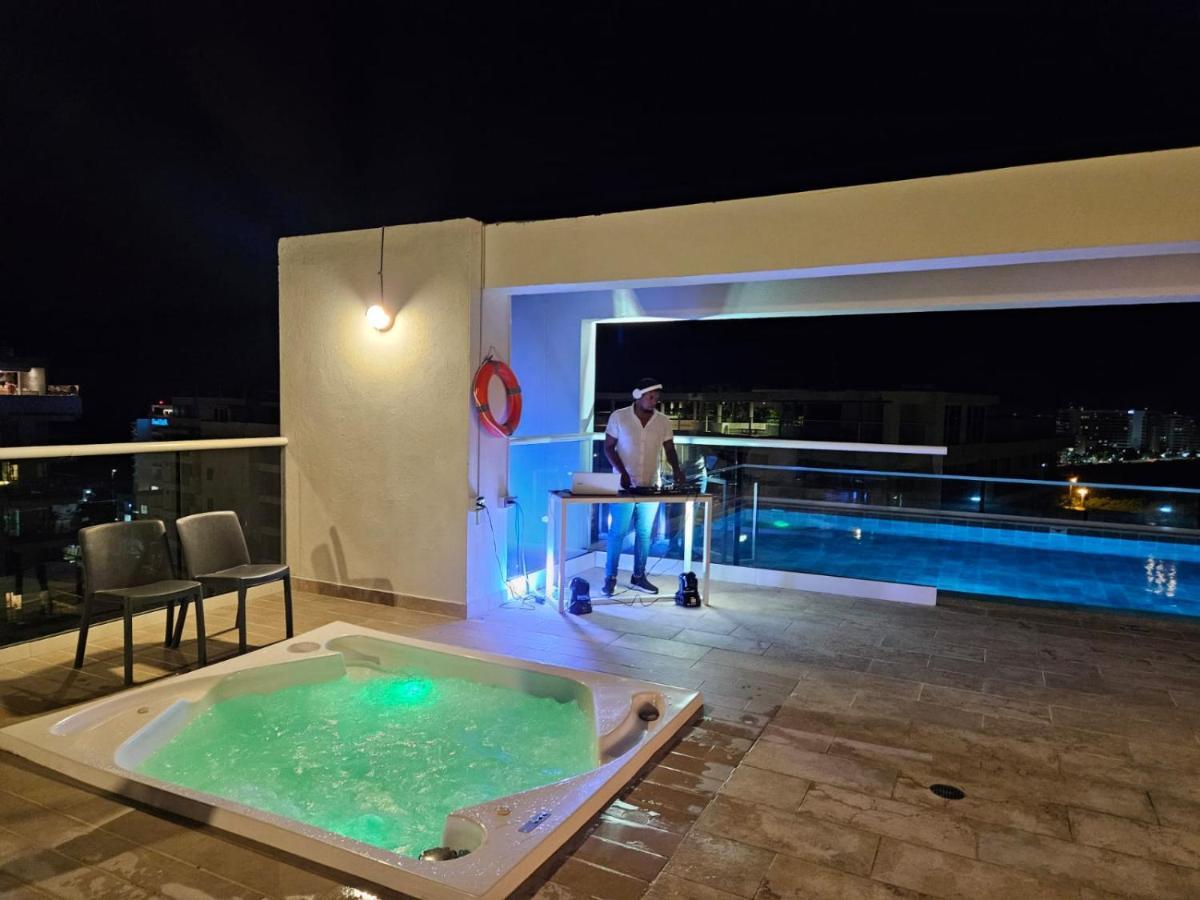 Apartamento Apartamento Con Jacuzzi Privado, Vista Al Mar, Sector Exclusivo *