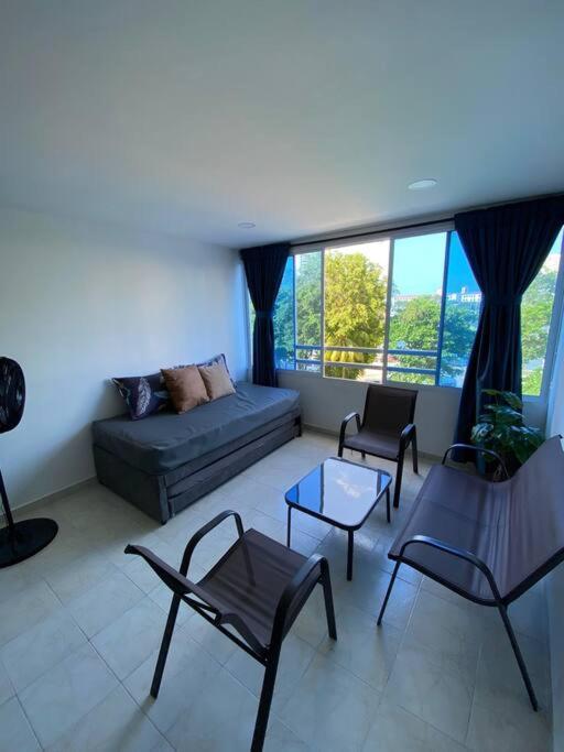 Apartamento Con Piscina Y Cerca A La Playa Apartment *