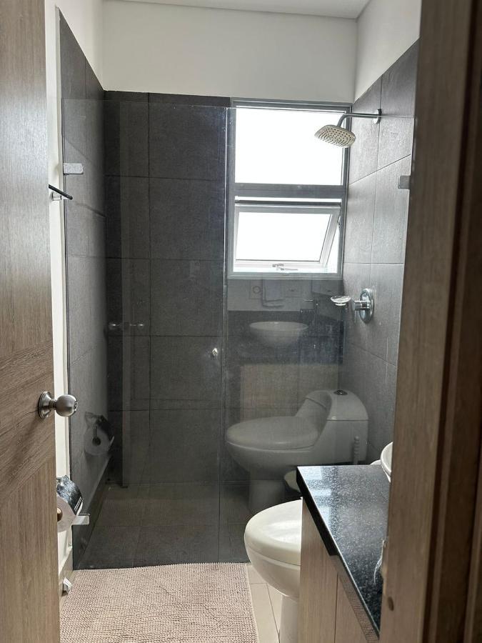 - Hermoso En Bocagrande Con Vista A La Bahia Apartamento