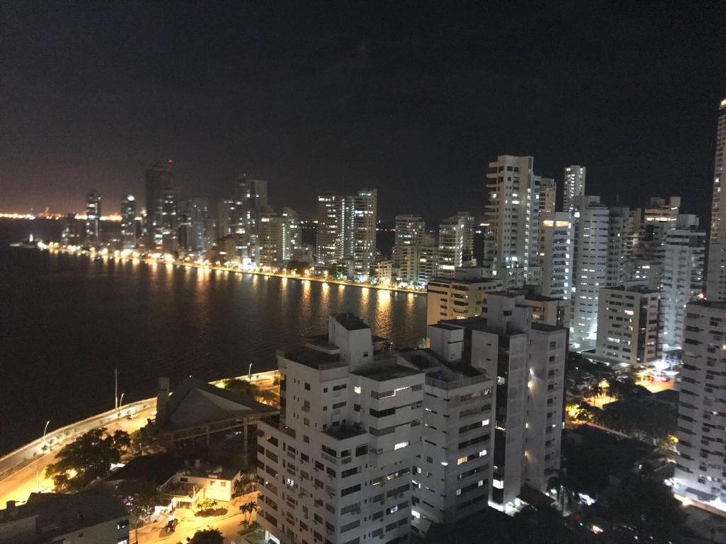 - Hermoso En Bocagrande Con Vista A La Bahia * Cartagena