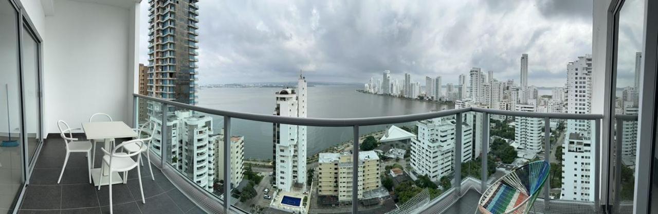 - Hermoso En Bocagrande Con Vista A La Bahia
