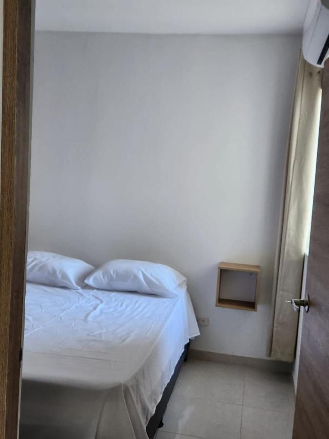 Amoblados Bajo La Sombra Del Omnipotente. Apartment *
