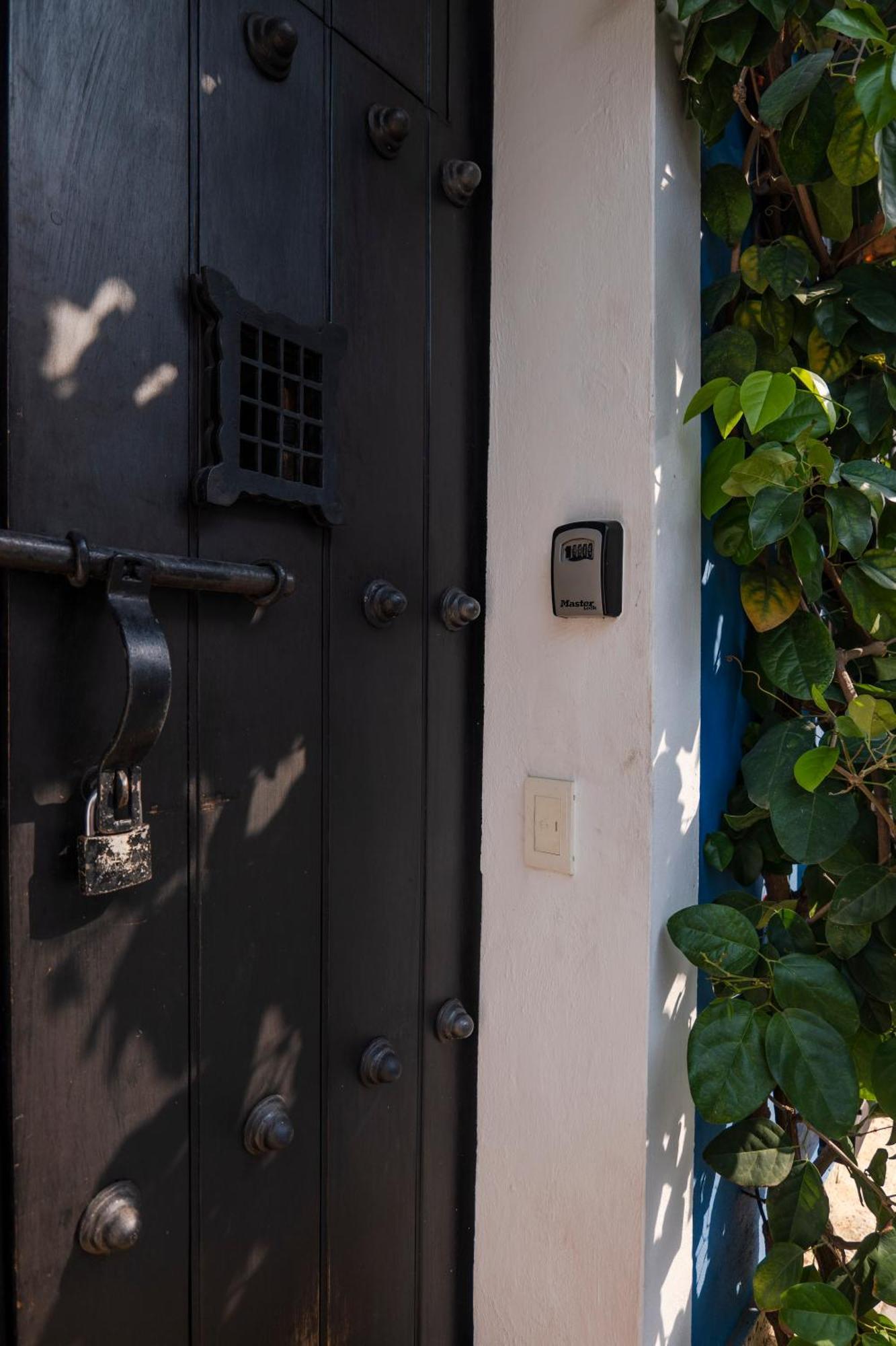 Casa Familiar - María De Las Palmas -getsemani