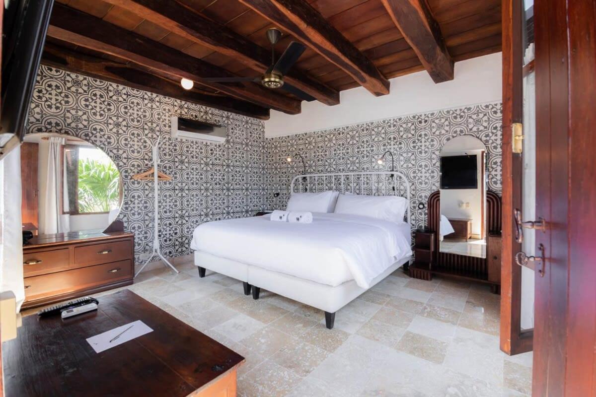 Vibrant House 5br With Pool In
