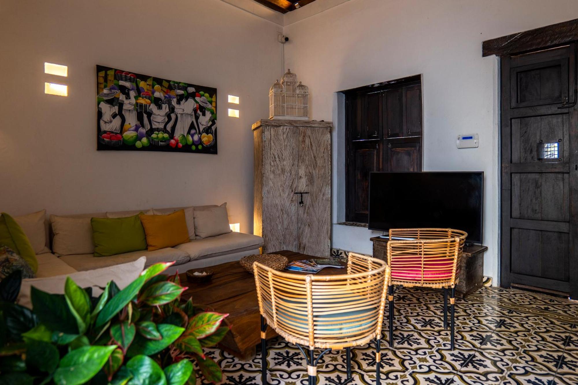 Casa Familiar - María De Las Palmas -getsemani