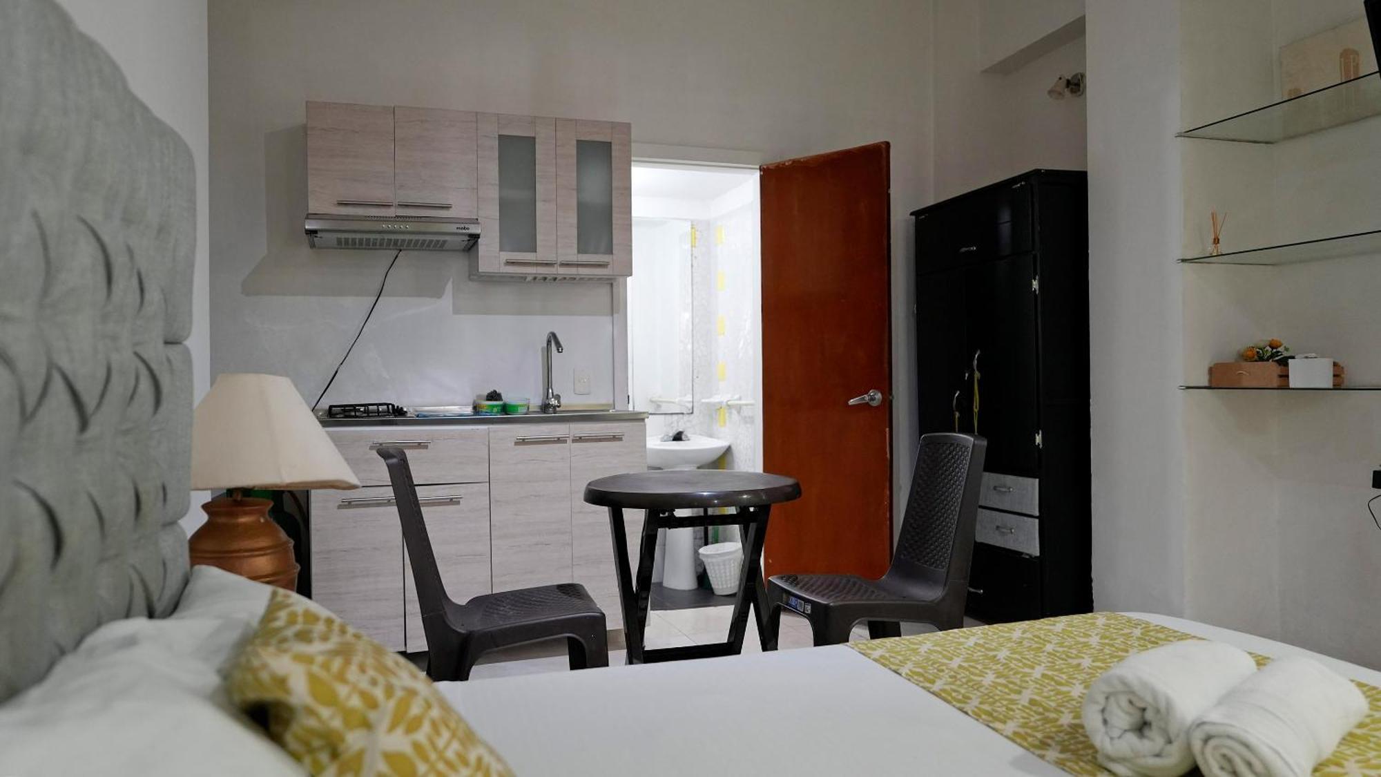 Estudio Con Entrada Independiente Laguito 1 * Cartagena