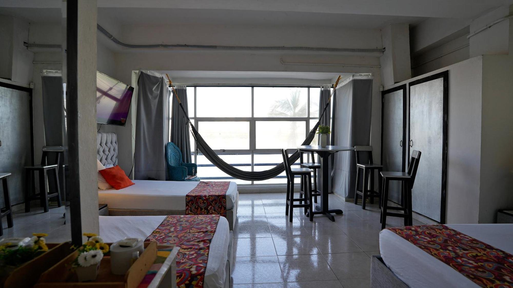 Estudio Con Entrada Independiente Laguito 1 * Cartagena