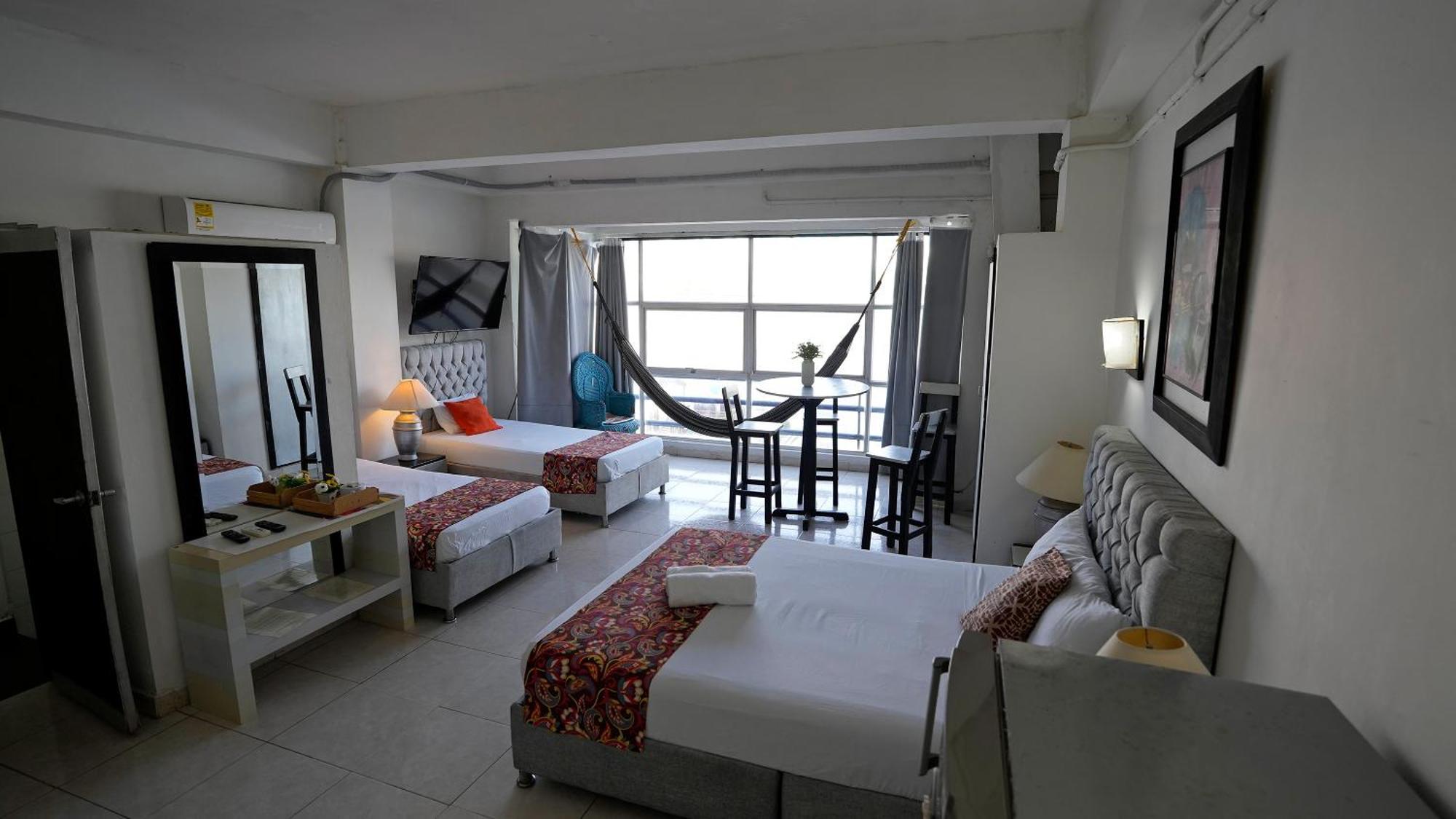 Apartment Estudio Con Entrada Independiente Laguito 1 *