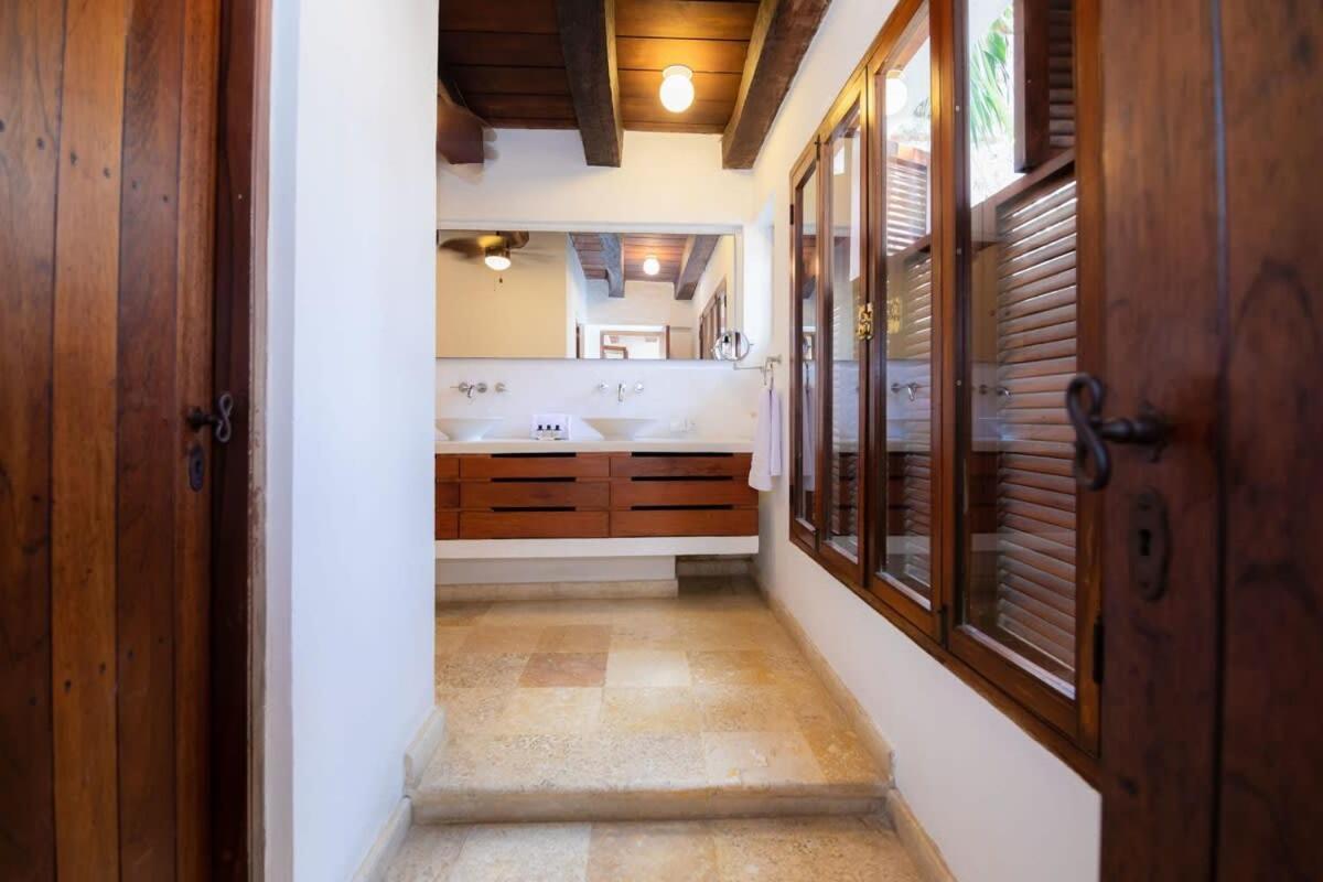 Vibrant House 5br With Pool In * Cartagena