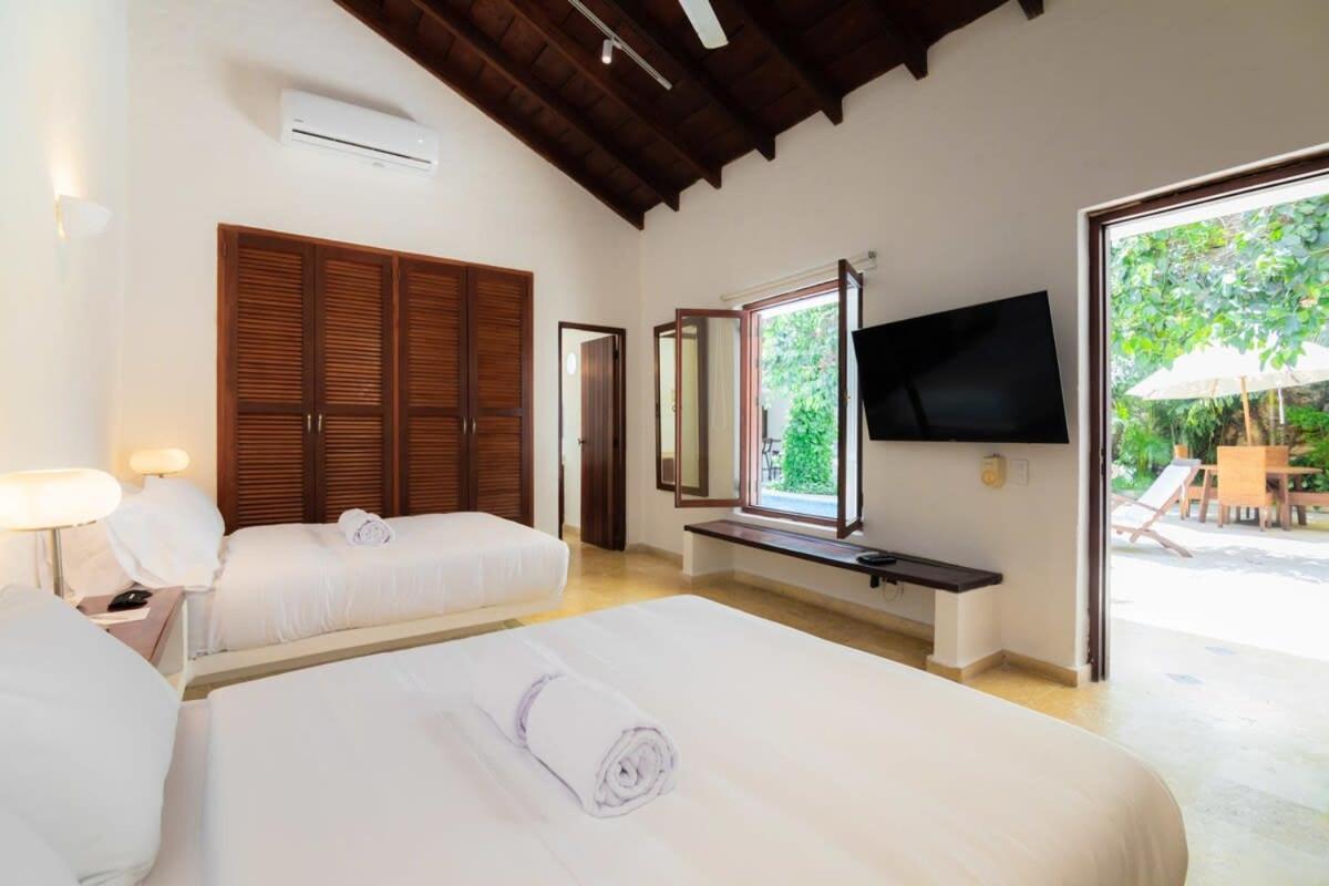 Vibrant House 5br With Pool In Сasa de vacaciones *