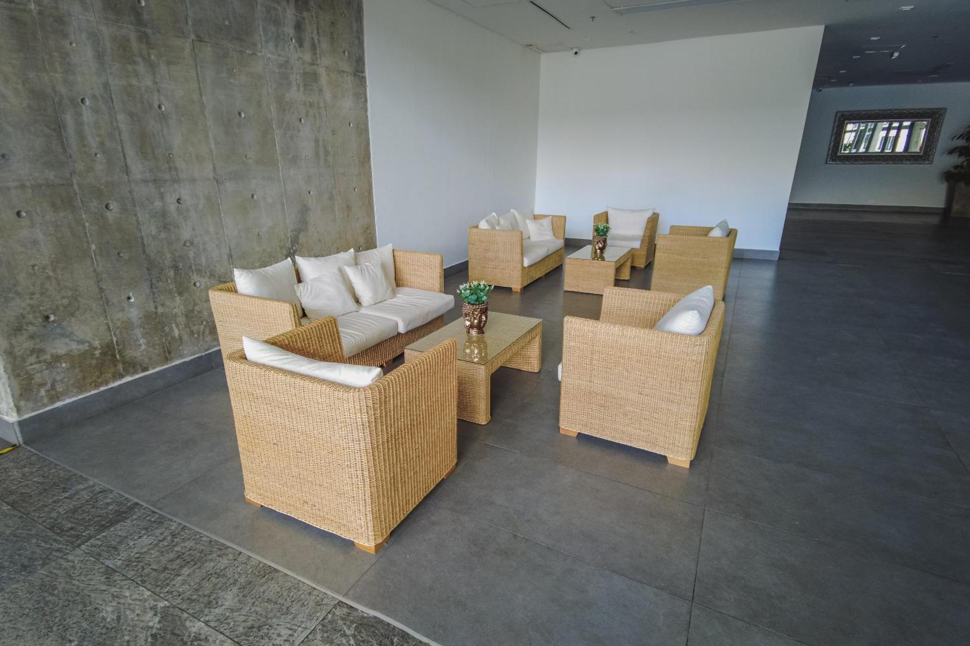Acogedor Y Lujoso Apartamento En Edificio Infinitum Apartment
