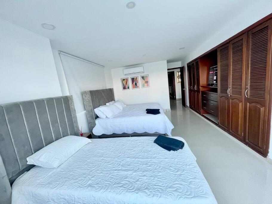 Apartamento Con Vista En El Laguito Frente A La Playa * Cartagena