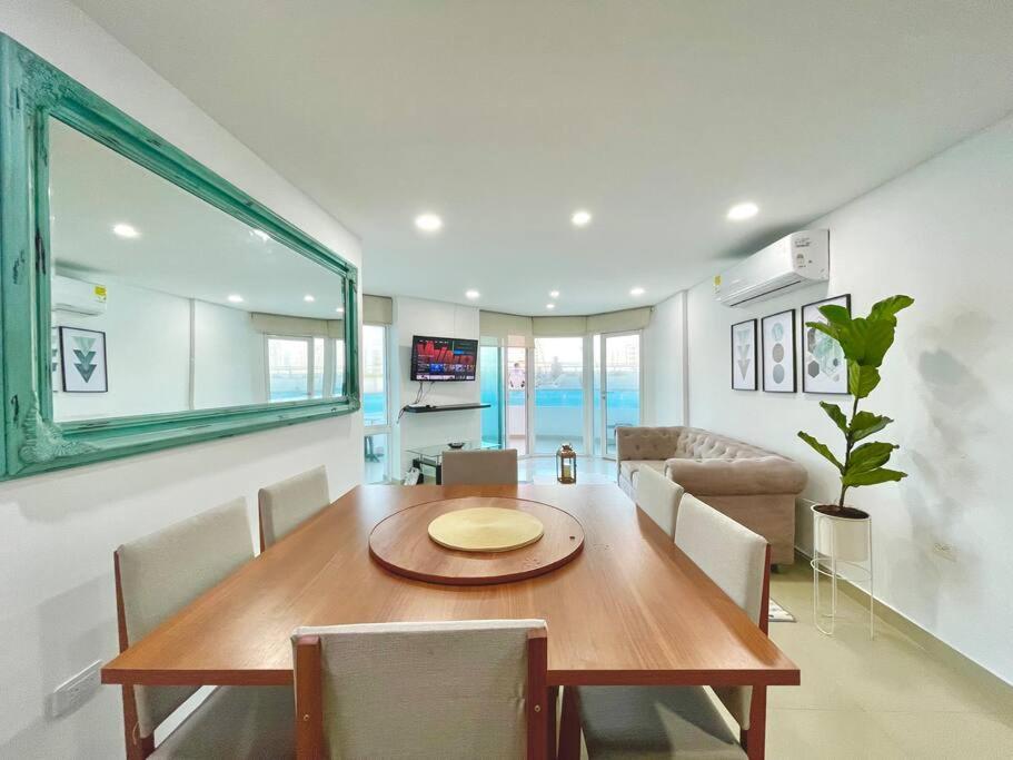 Apartamento Apartamento Con Vista En El Laguito Frente A La Playa *