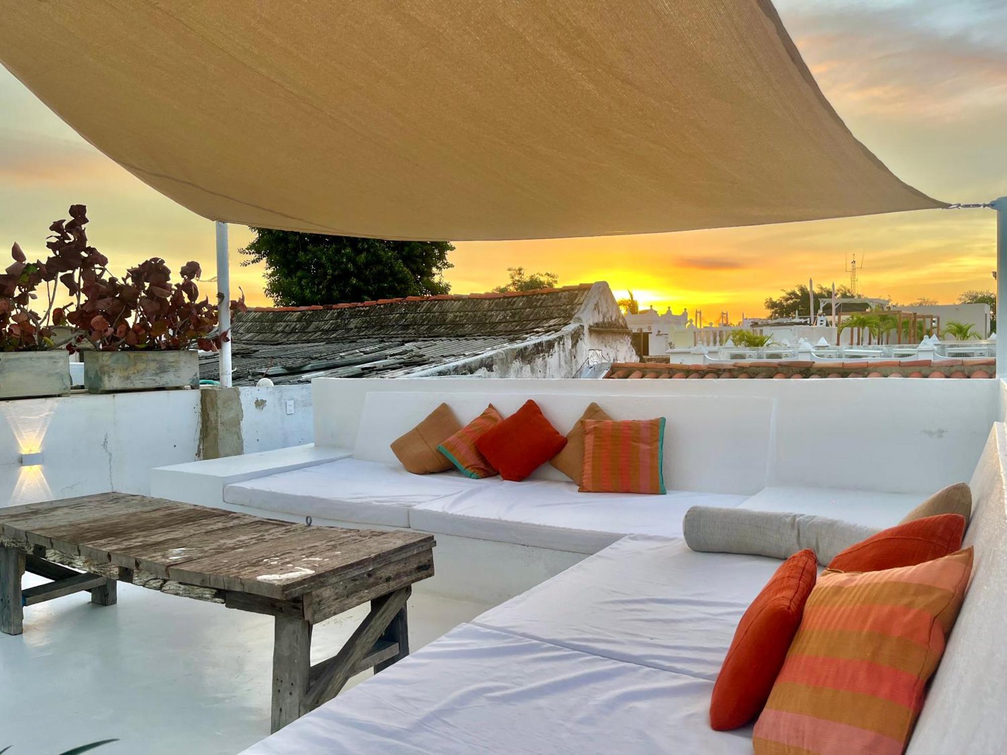 By Calamari Homes - Casa Aura Victoria Walled Cartagena