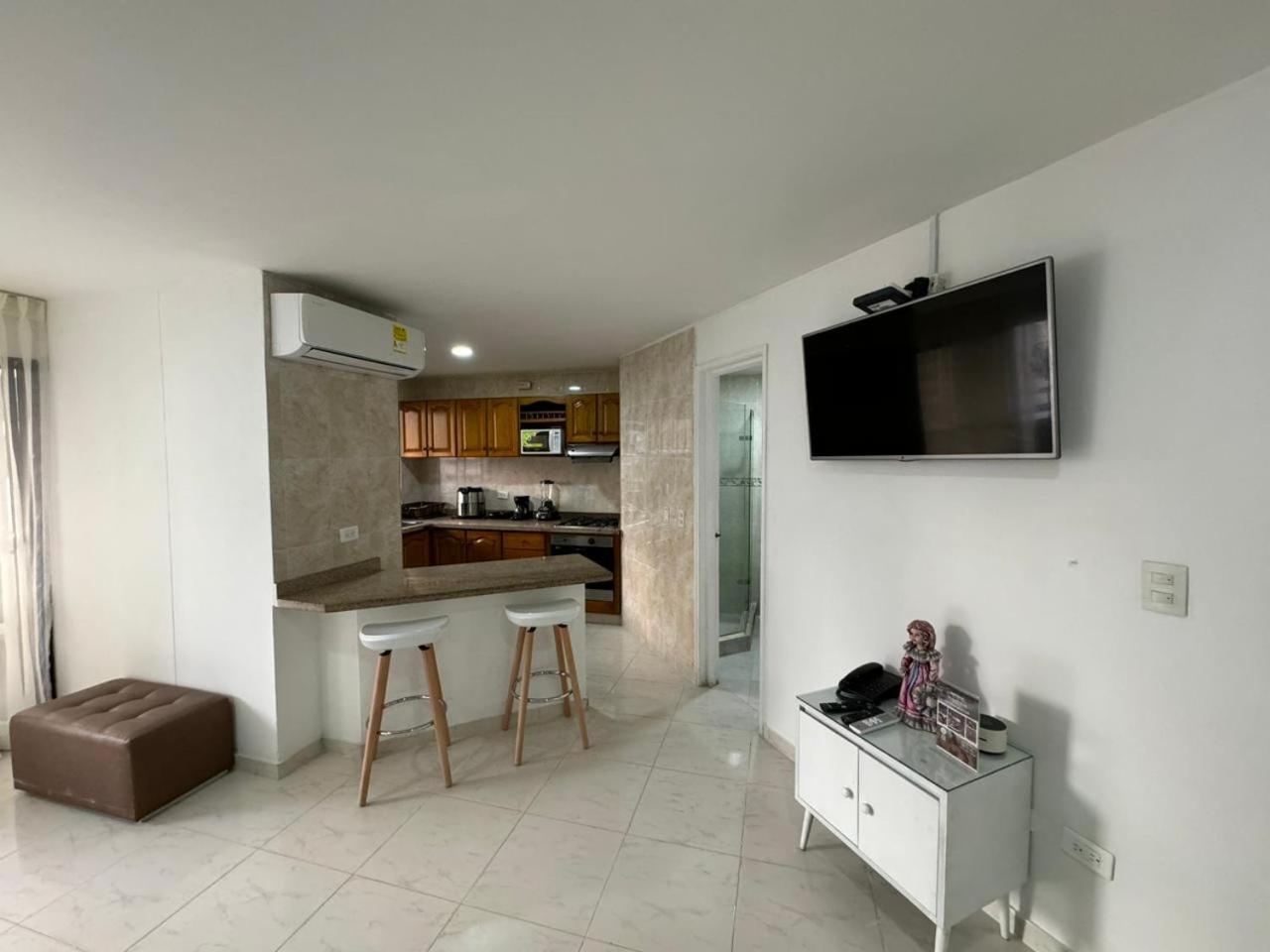 En Edificio Portofino Remodelados Icdi Apartamento