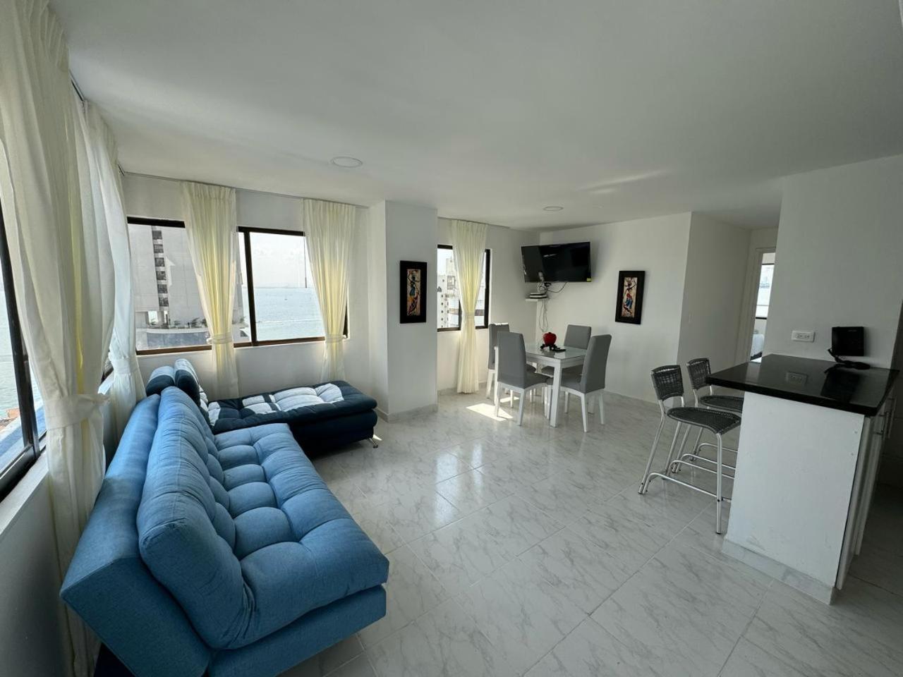 Apartamento En Edificio Portofino Remodelados Icdi