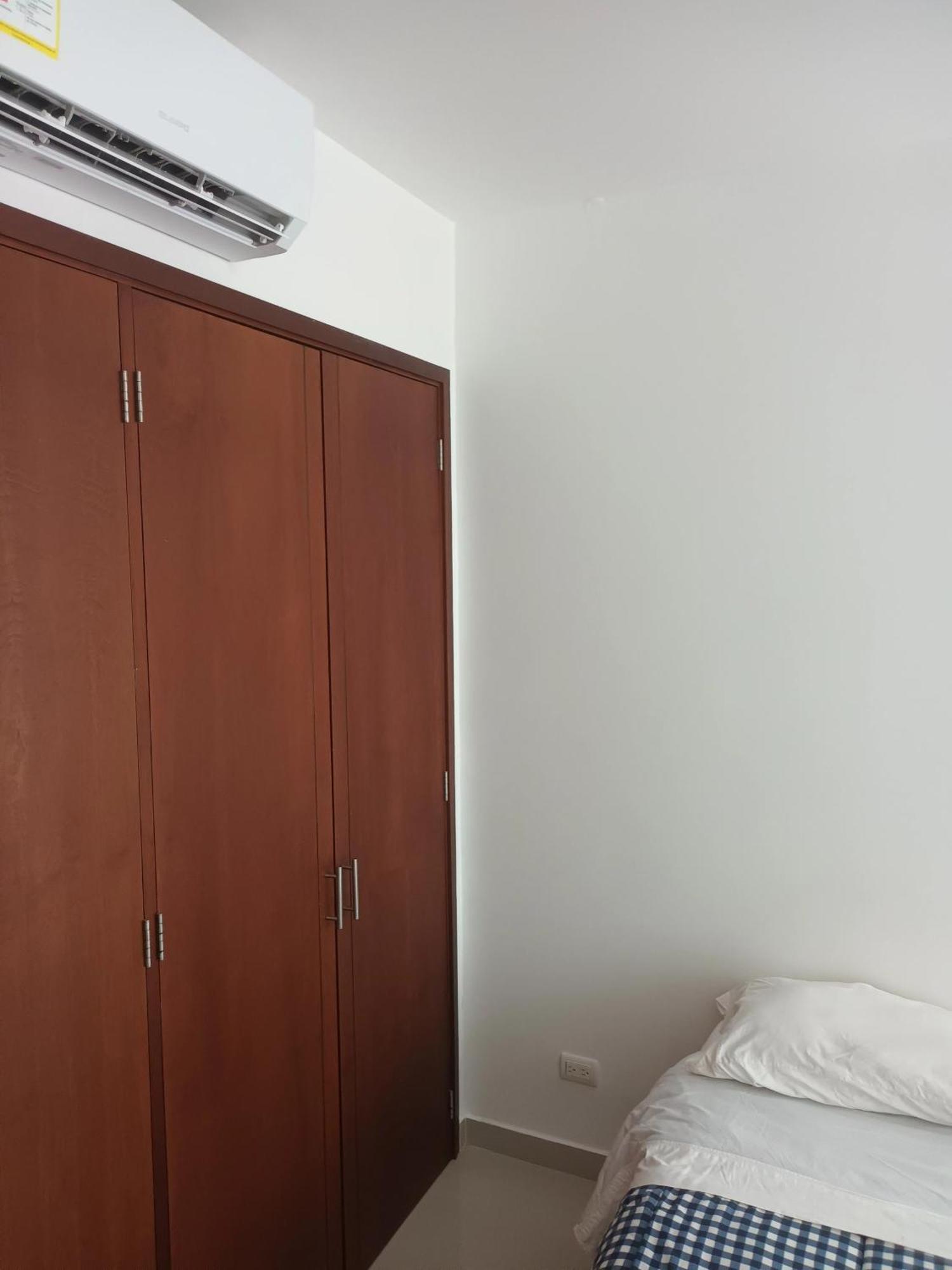 Apartment - 1400 Sq. Ft.