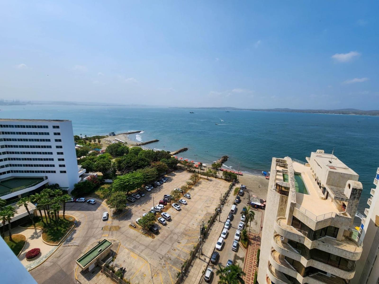 Con Vista Al Mar - Piso 6 *
