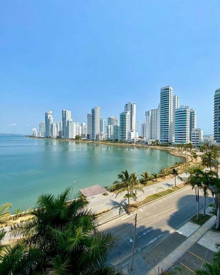 Amplia Con Vista Al Mar Y Bano Privado