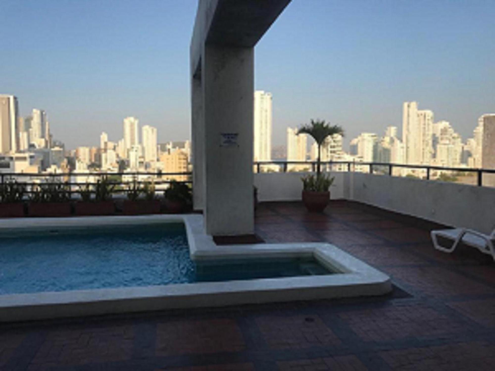 Apartamento Mr1-2g Basico Cerca Al Mar Con Aire Acondicionado Y Wifi 4 Personas Cartagena