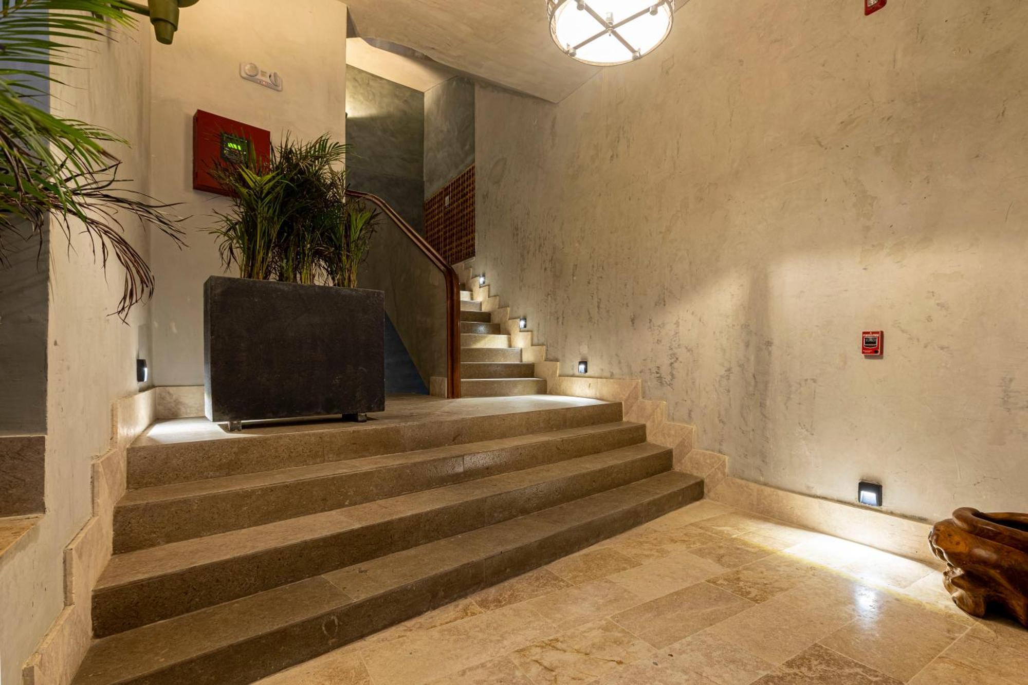 Cinco Boutique 5*