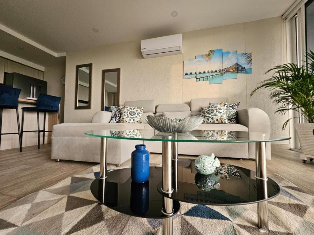 Apartamento Con Jacuzzi Privado, Vista Al Mar, Sector Exclusivo Apartamento *
