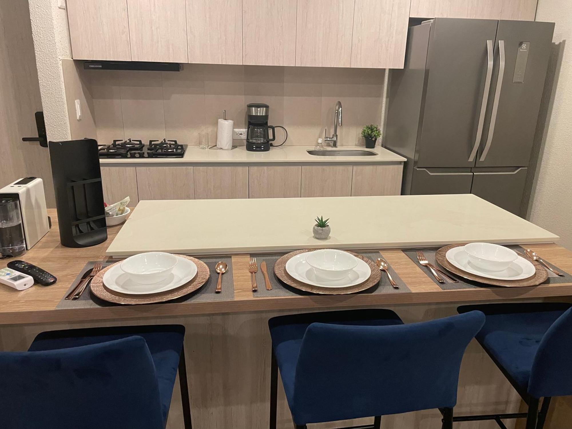 Apartamento Apartamento Con Jacuzzi Privado, Vista Al Mar, Sector Exclusivo *