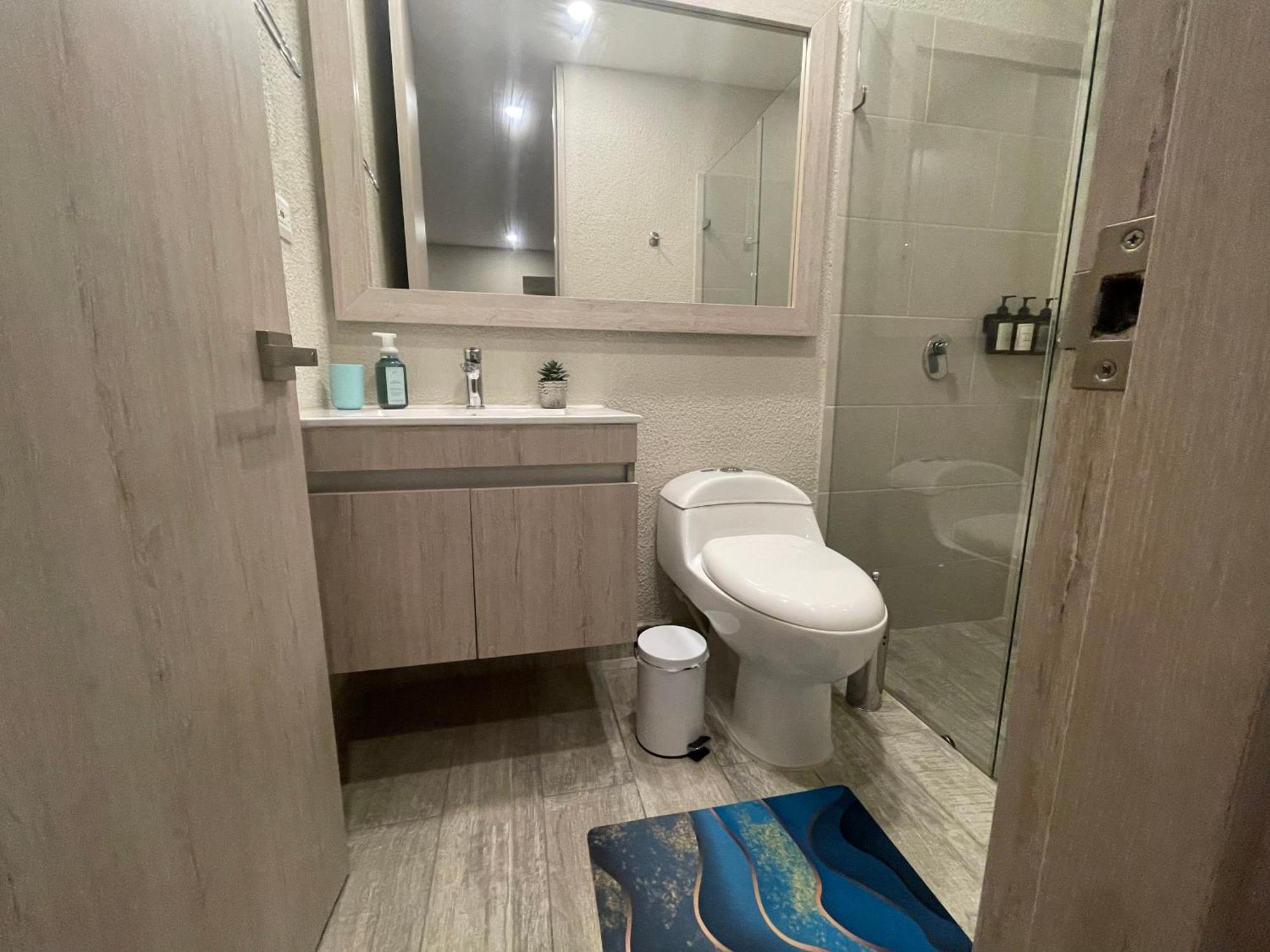 Apartamento Con Jacuzzi Privado, Vista Al Mar, Sector Exclusivo * Cartagena