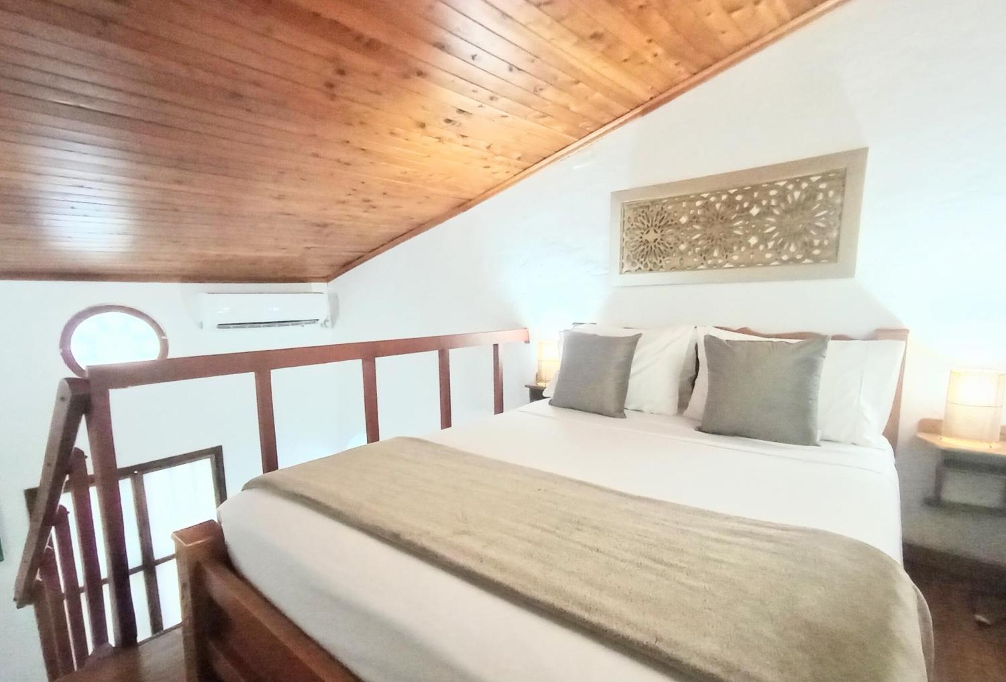 Hotel At The Park Cartagena