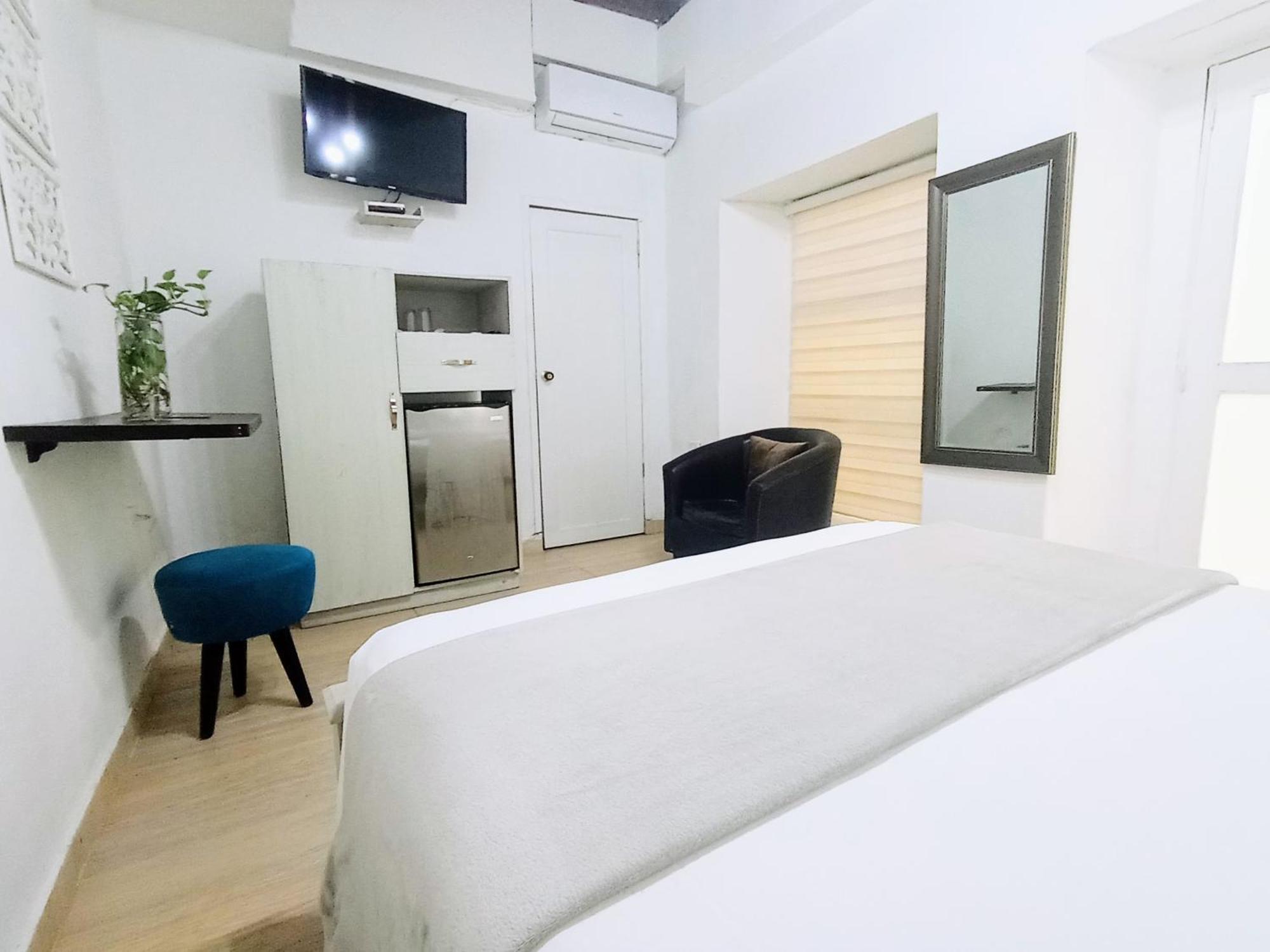 Hotel At The Park 3*