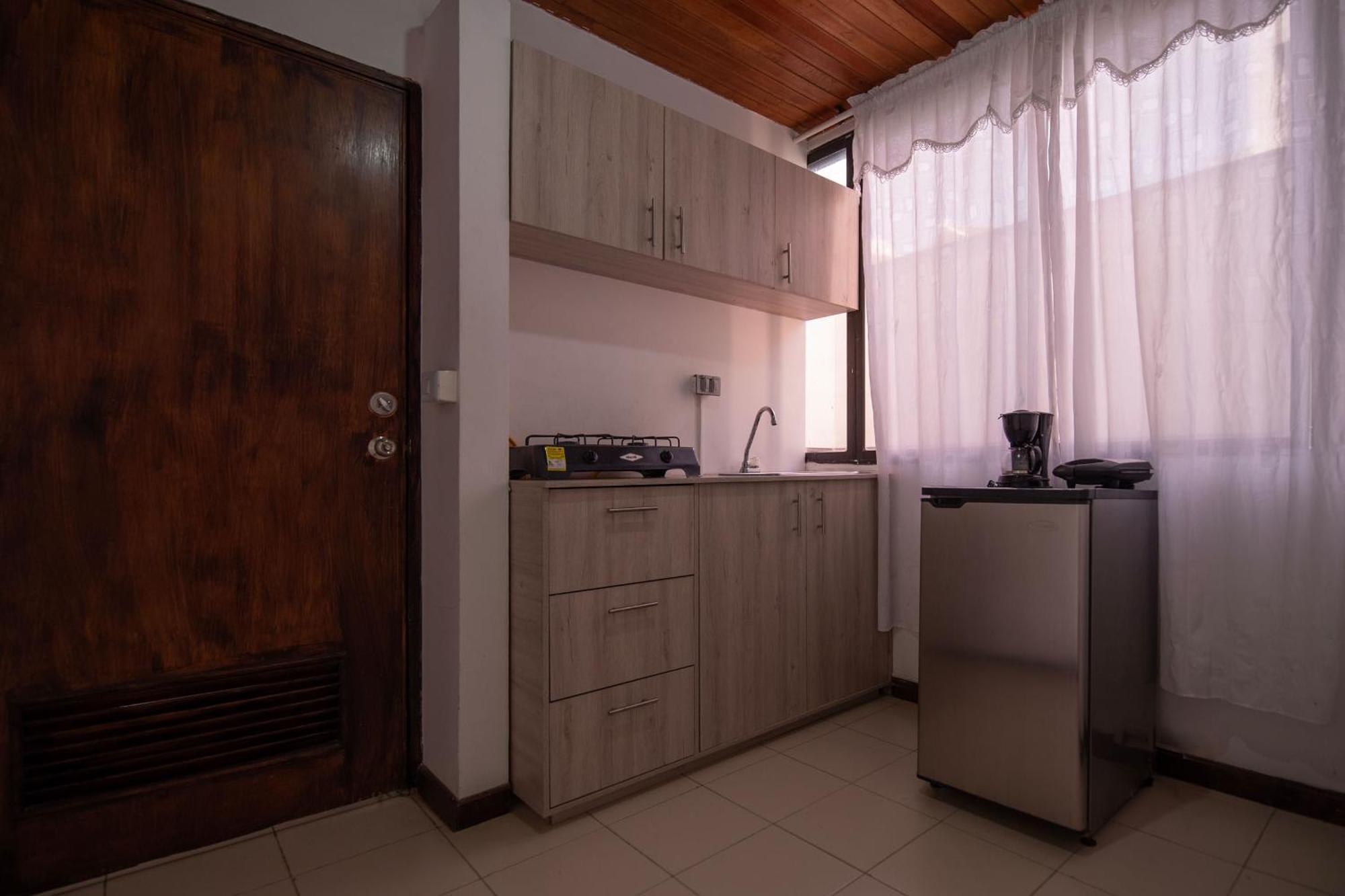 Apartamento Bueno, Bonito Y Barato