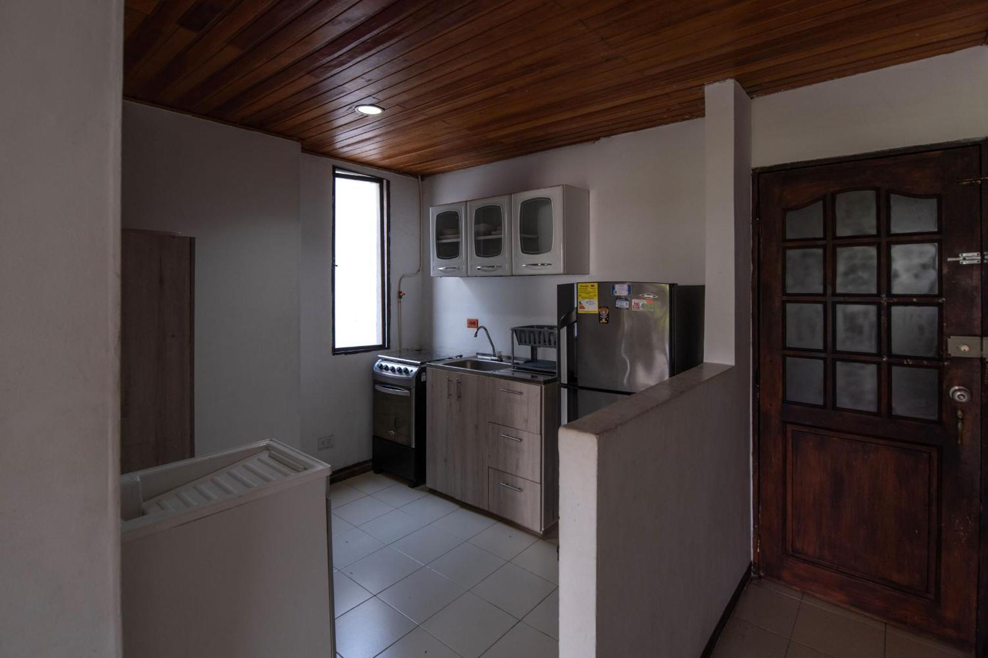 Apartamento Bueno, Bonito Y Barato