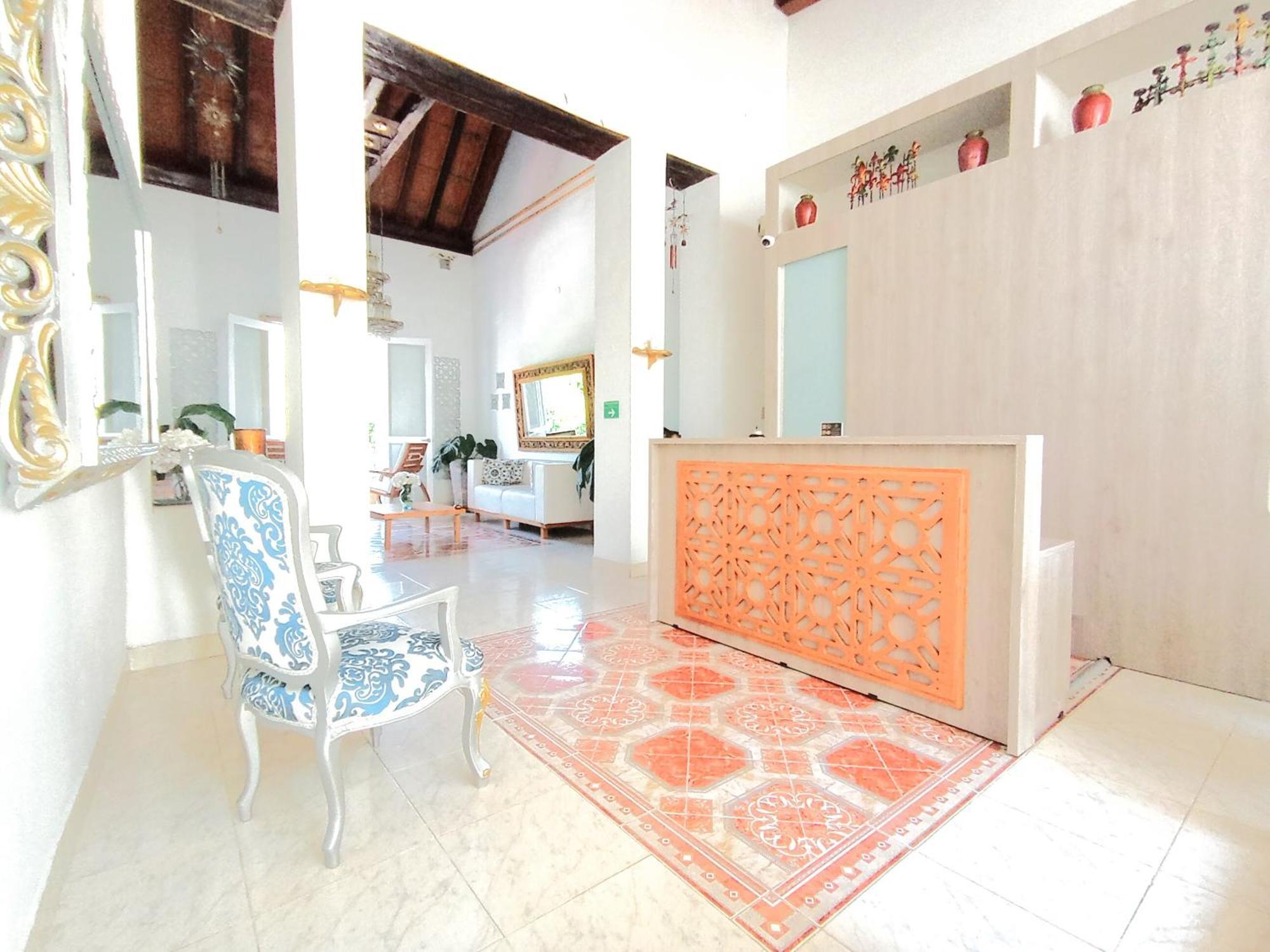 Hotel At The Park Cartagena