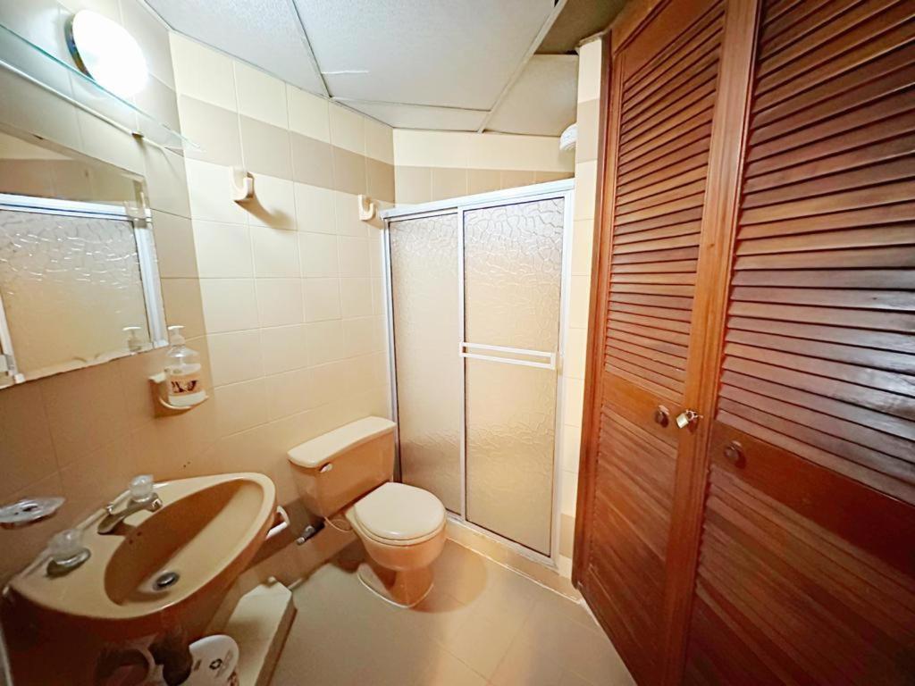 Beachfront Bocagrande Sea View 2 Bedrooms Apartamento