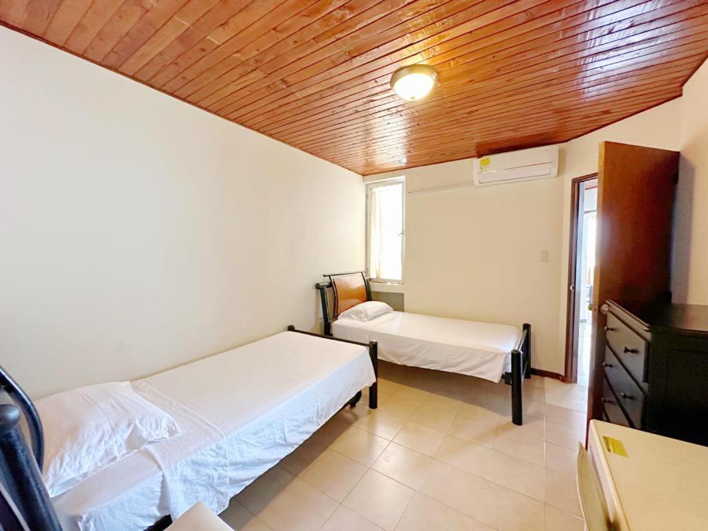 Beachfront Bocagrande Sea View 2 Bedrooms * Cartagena