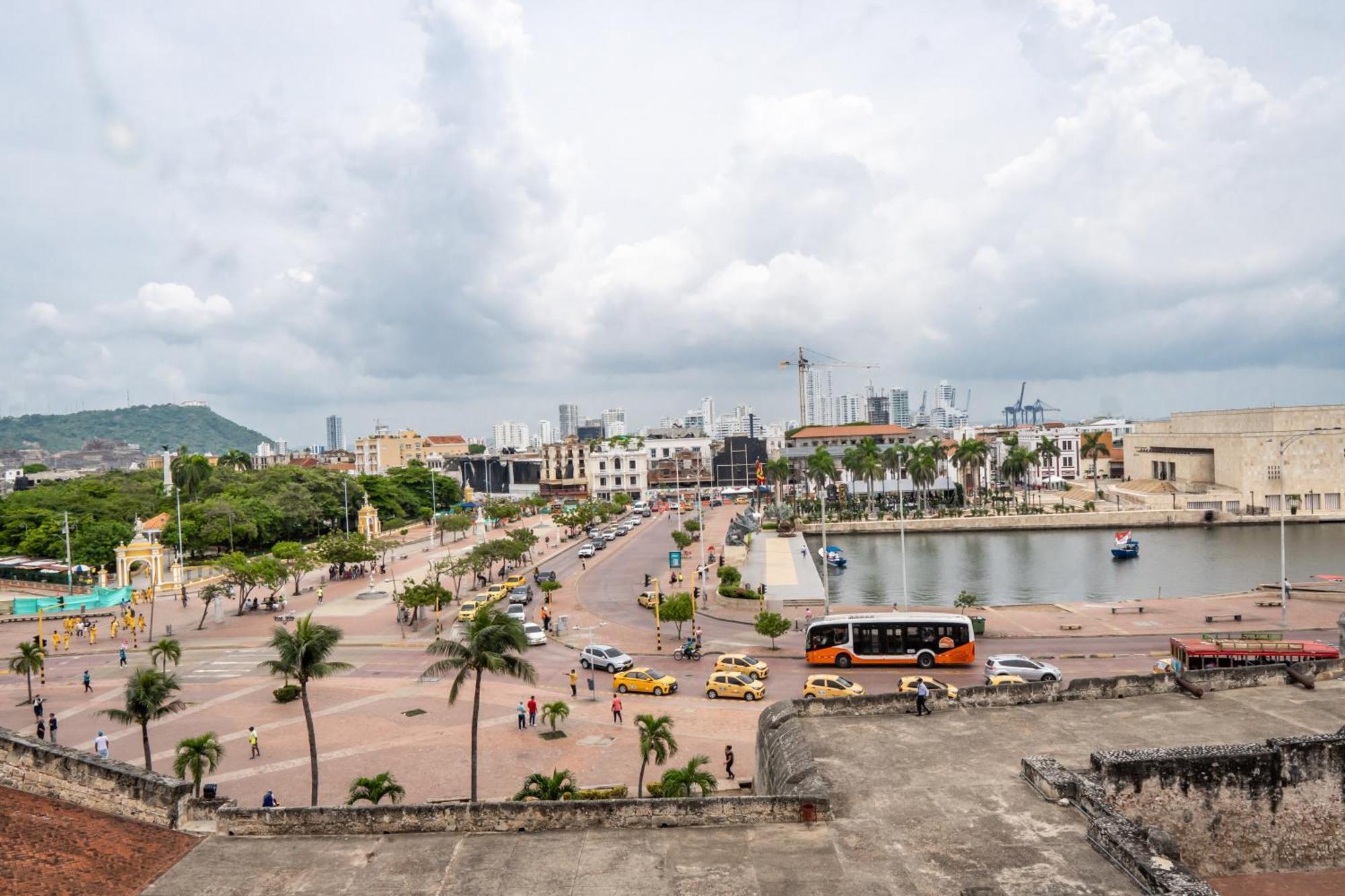 Amara Living Apartahotel Cartagena