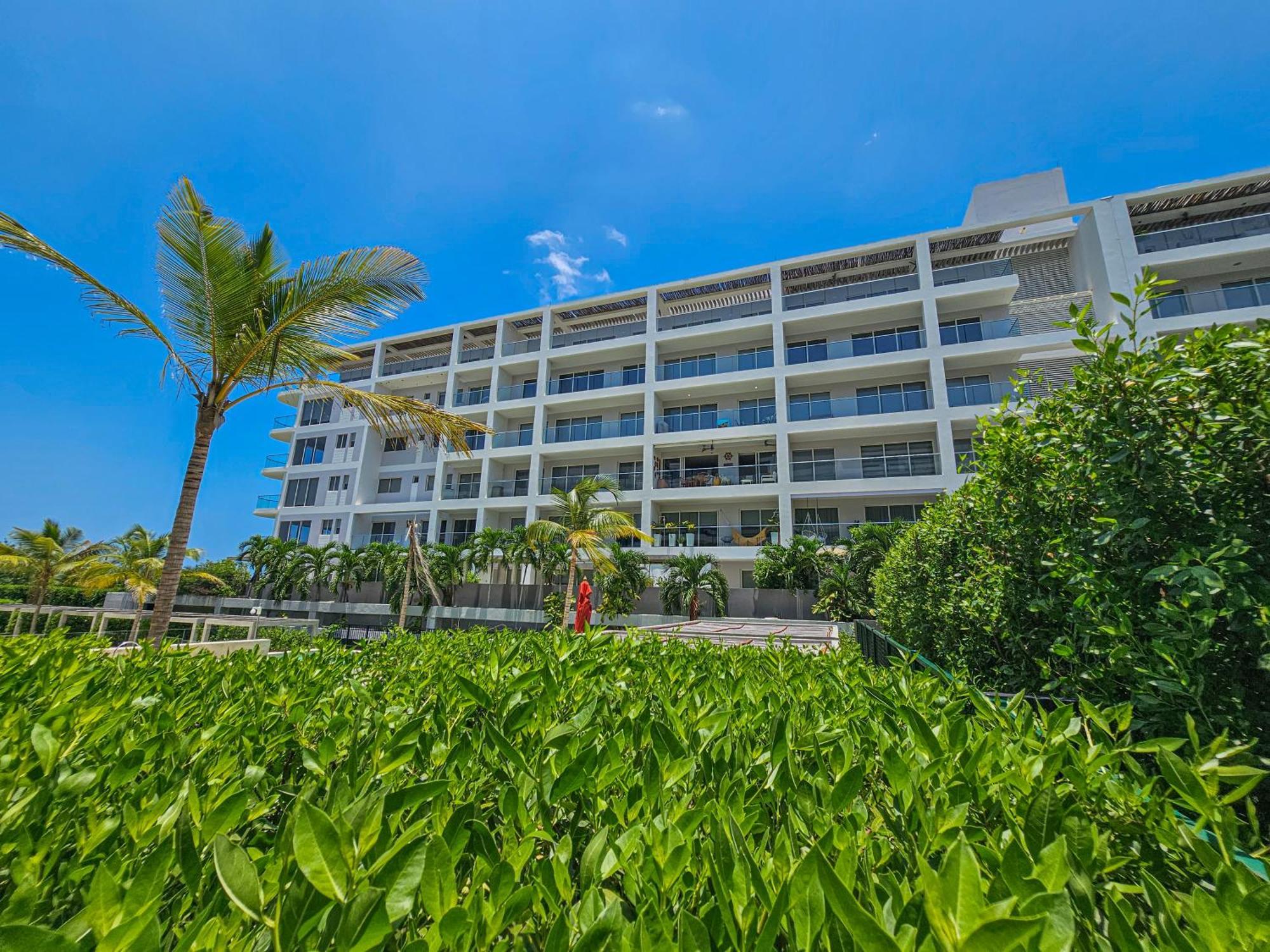 Apartamento En Con Acceso Directo Al Mar En *