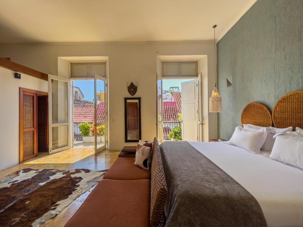 San Pedro Claver Premium * Cartagena