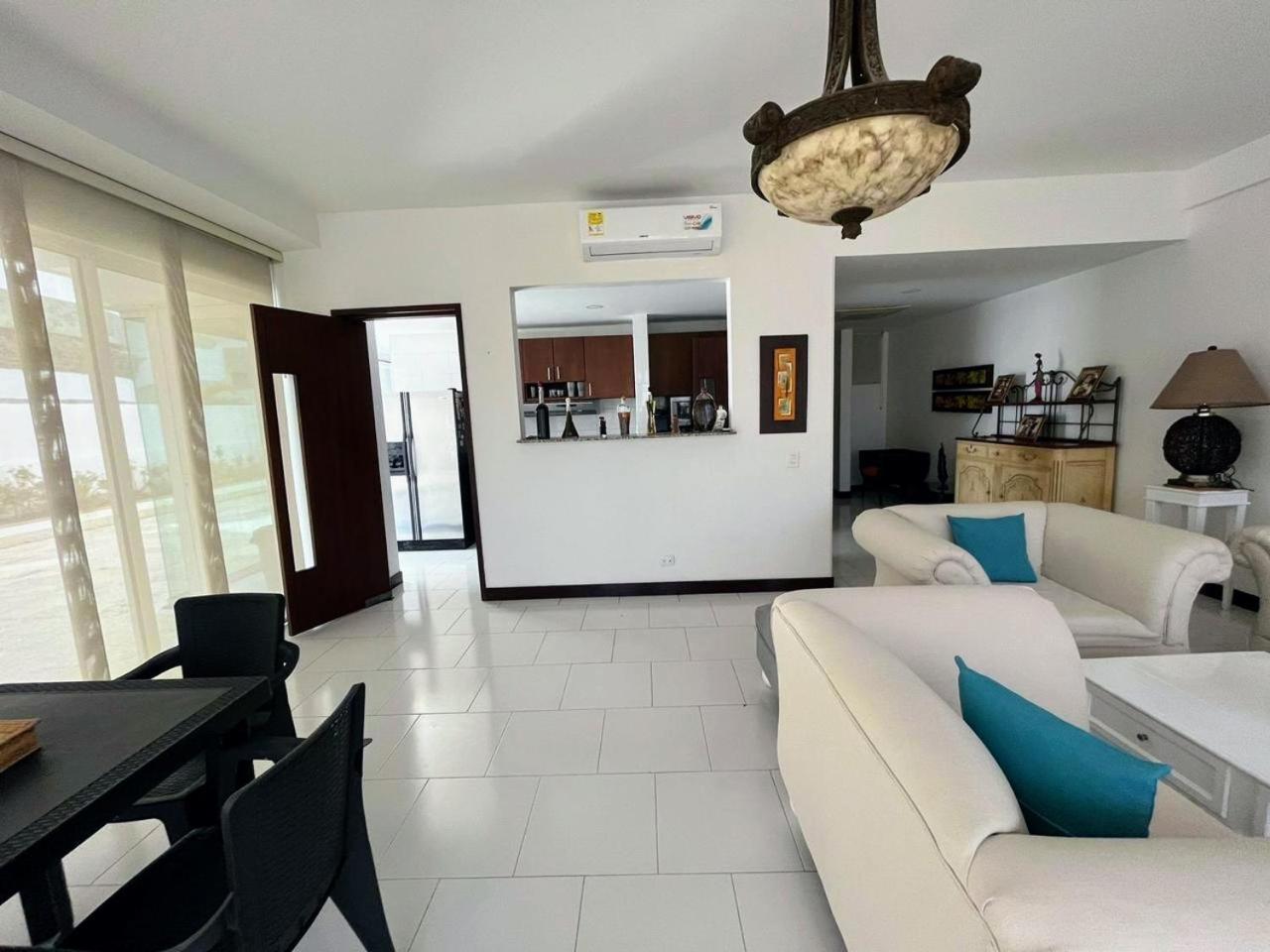 Frente A La Playa Morros 922 Apartamento Cartagena