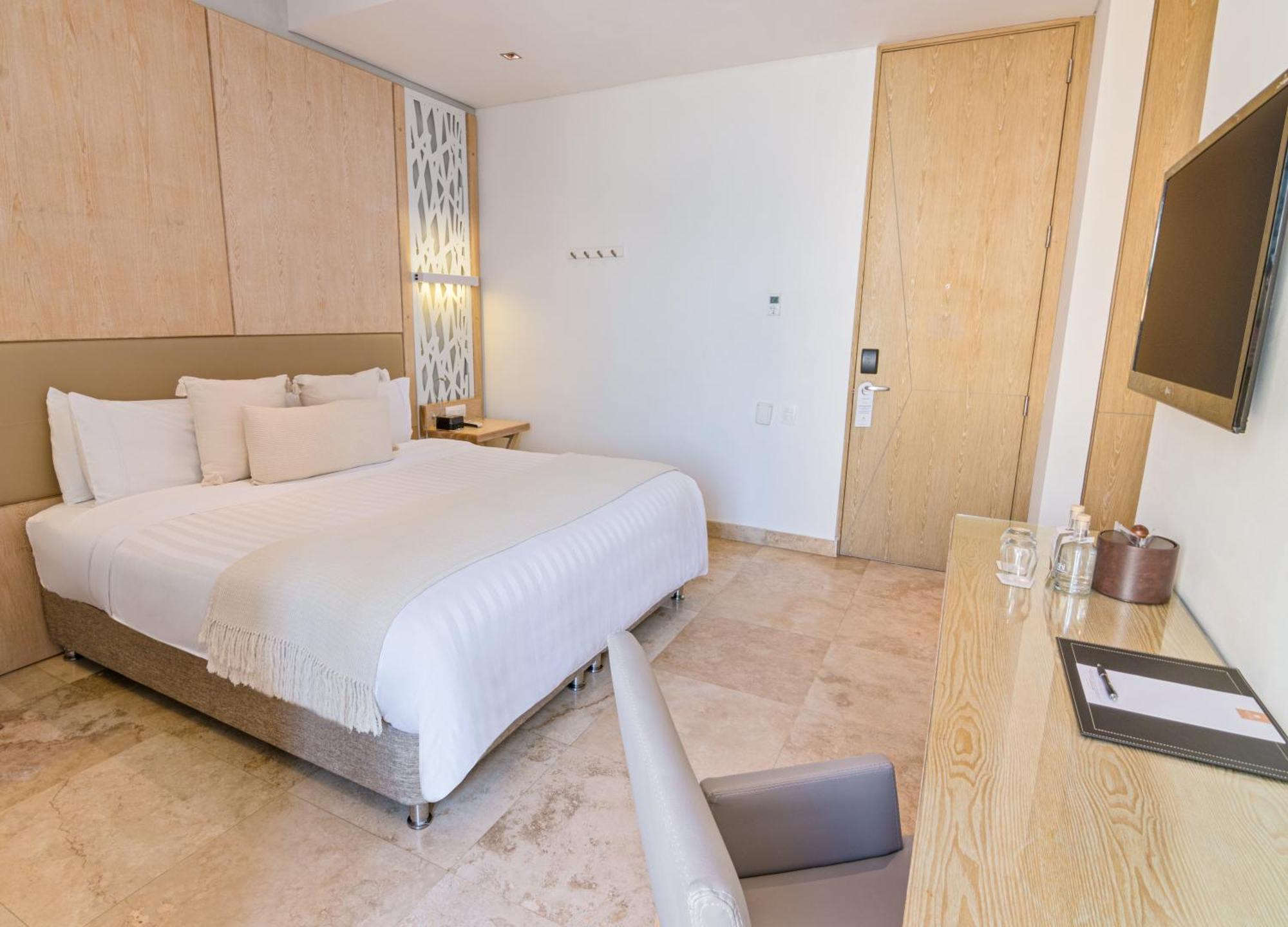 Ghl Arsenal Hotel 5*