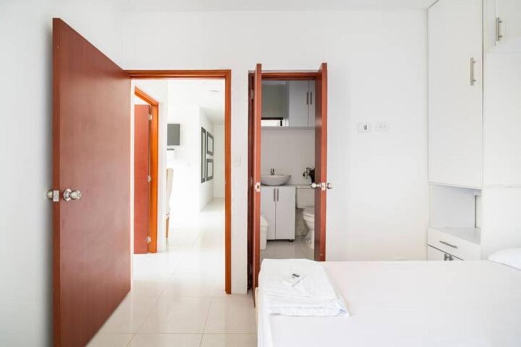 Furnished 2 *